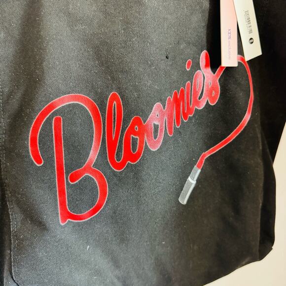 NEW BLOOMINGDALES Exclusive Black Red Bloomies Carryall Shoulder Tote Bag Purse - Picture 7 of 13